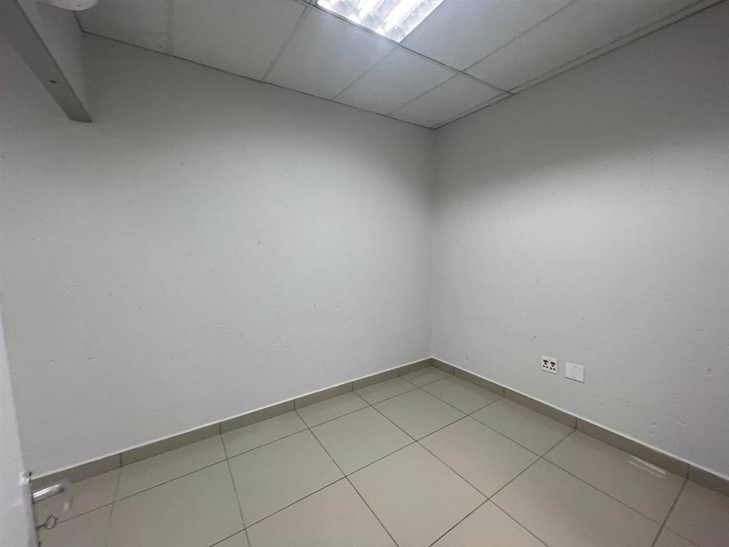 400  m² Commercial space in Boksburg Central photo number 17