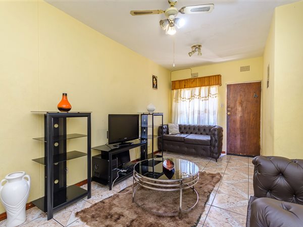 2 Bed Apartment