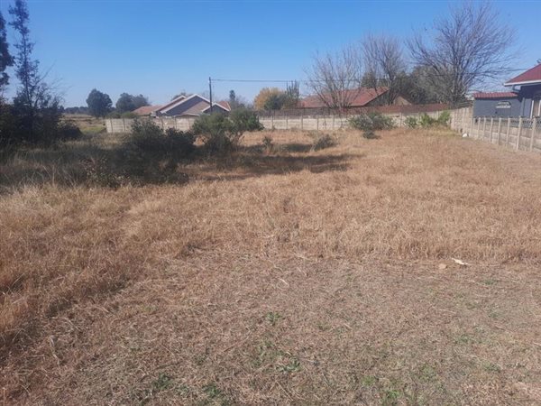 1 000 m² Land 1 000 m² Land