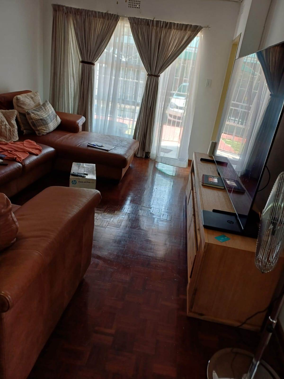 2 Bed Apartment in Eastleigh photo number 5