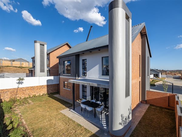 3 Bedroom House 3 Bedroom House