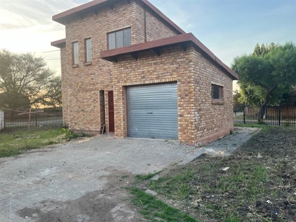 3 Bed House in Sinoville