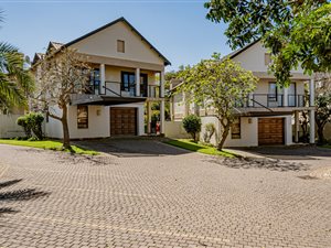 3 Bed Duplex in Zinkwazi Beach