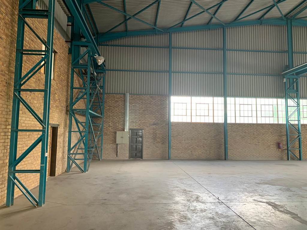 2200  m² Industrial space in Anderbolt photo number 10