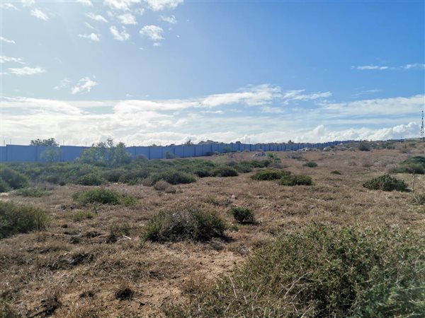 781 m² Land