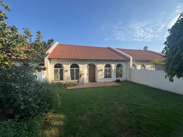 2 Bedroom Townhouse 2 Bedroom Townhouse