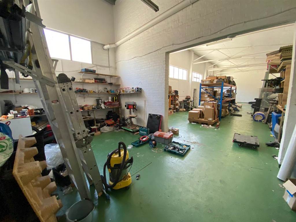 819  m² Industrial space in Paarden Eiland photo number 15