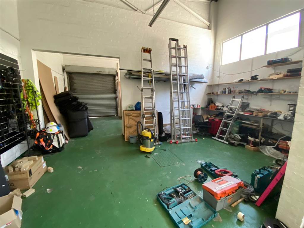 819  m² Industrial space in Paarden Eiland photo number 17
