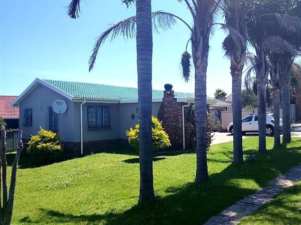 4 Bedroom House 4 Bedroom House