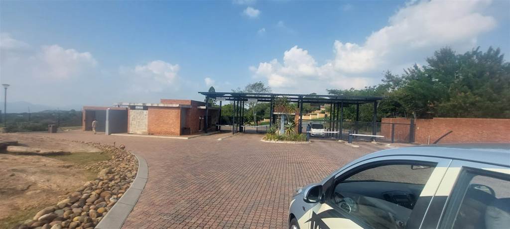 693 m² Land available in Sonheuwel photo number 18