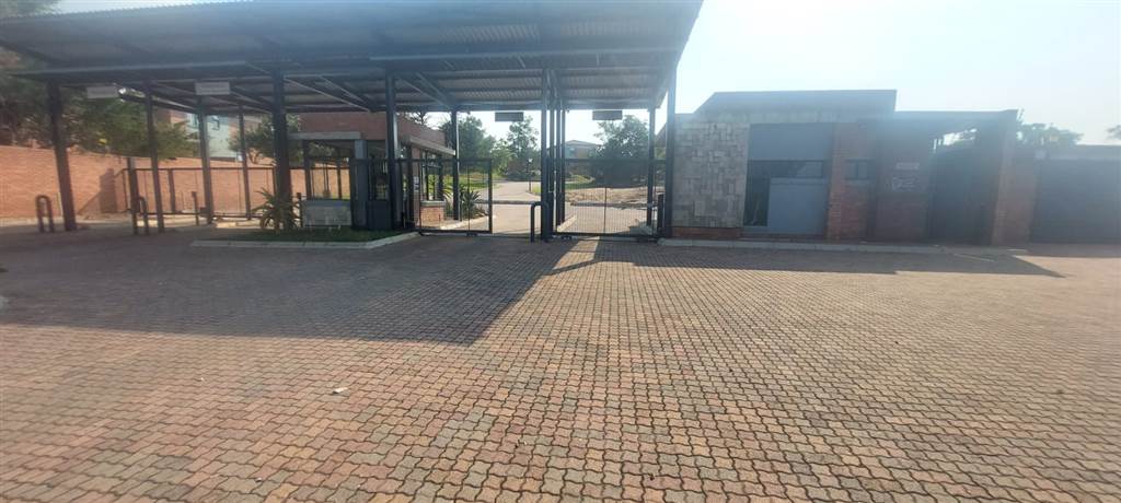 693 m² Land available in Sonheuwel photo number 20