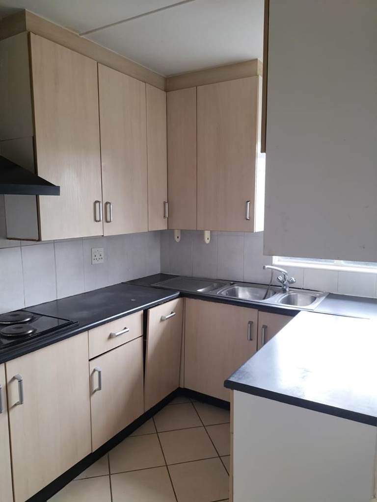 3 Bed Apartment in Morninghill photo number 1