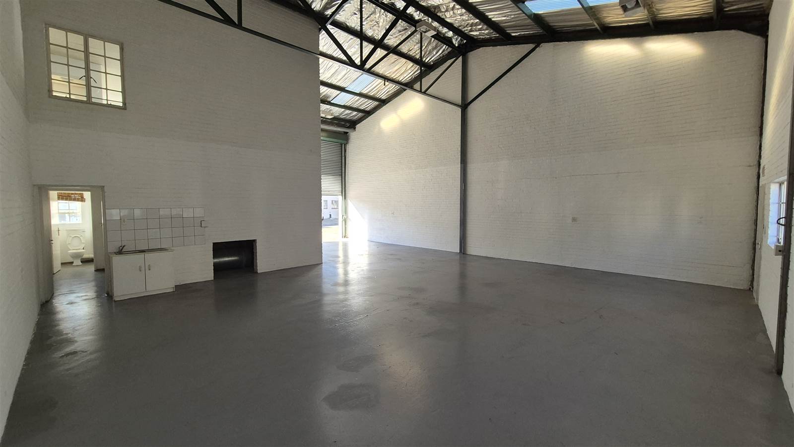 170  m² Industrial space in Kya Sands photo number 8