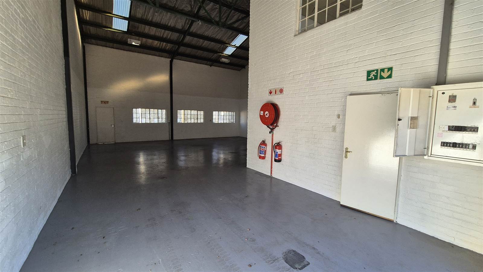 170  m² Industrial space in Kya Sands photo number 3