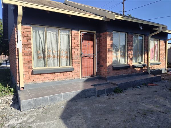 3 Bedroom House 3 Bedroom House