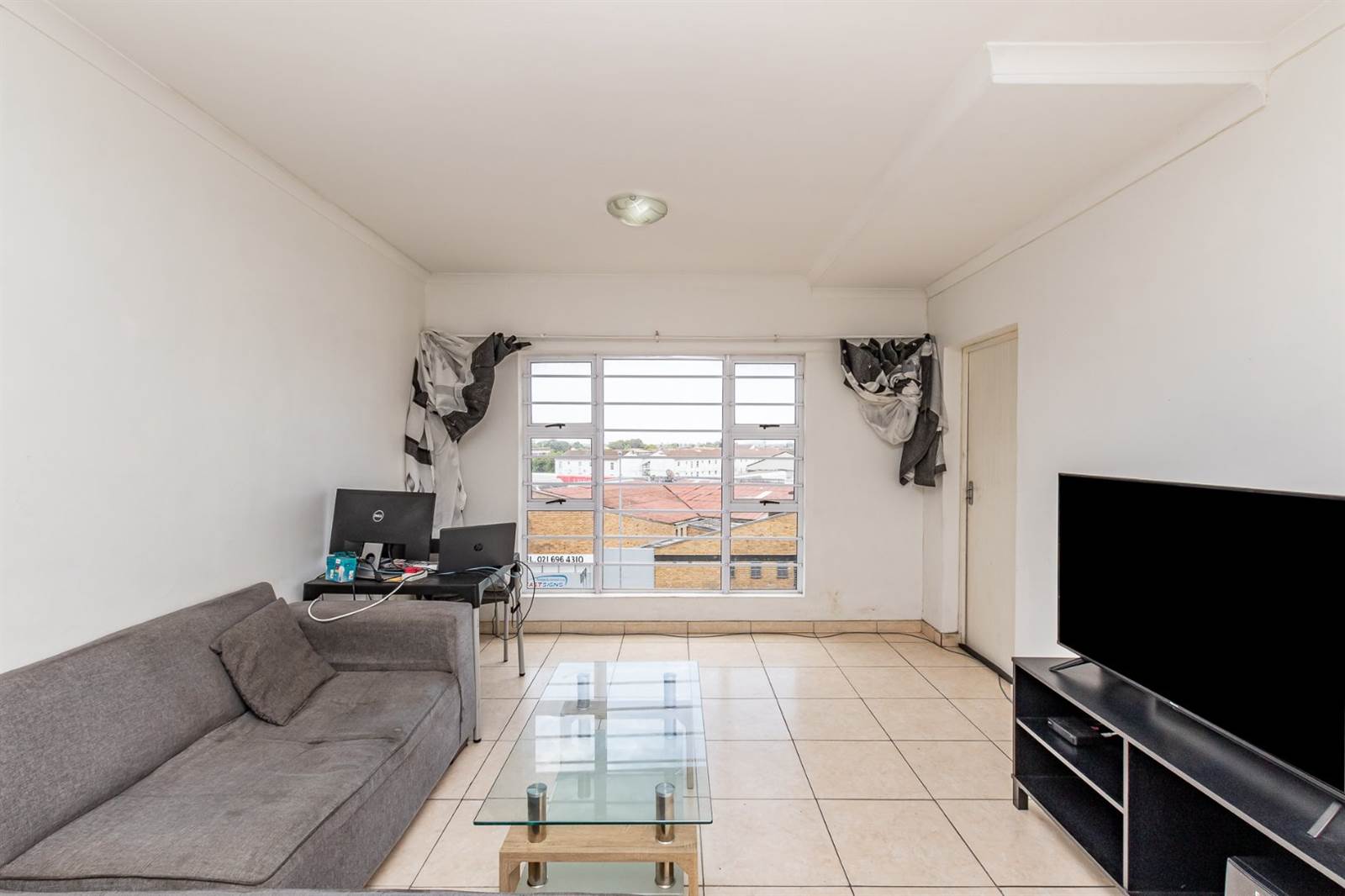 2 Bed Apartment in Kenwyn photo number 7
