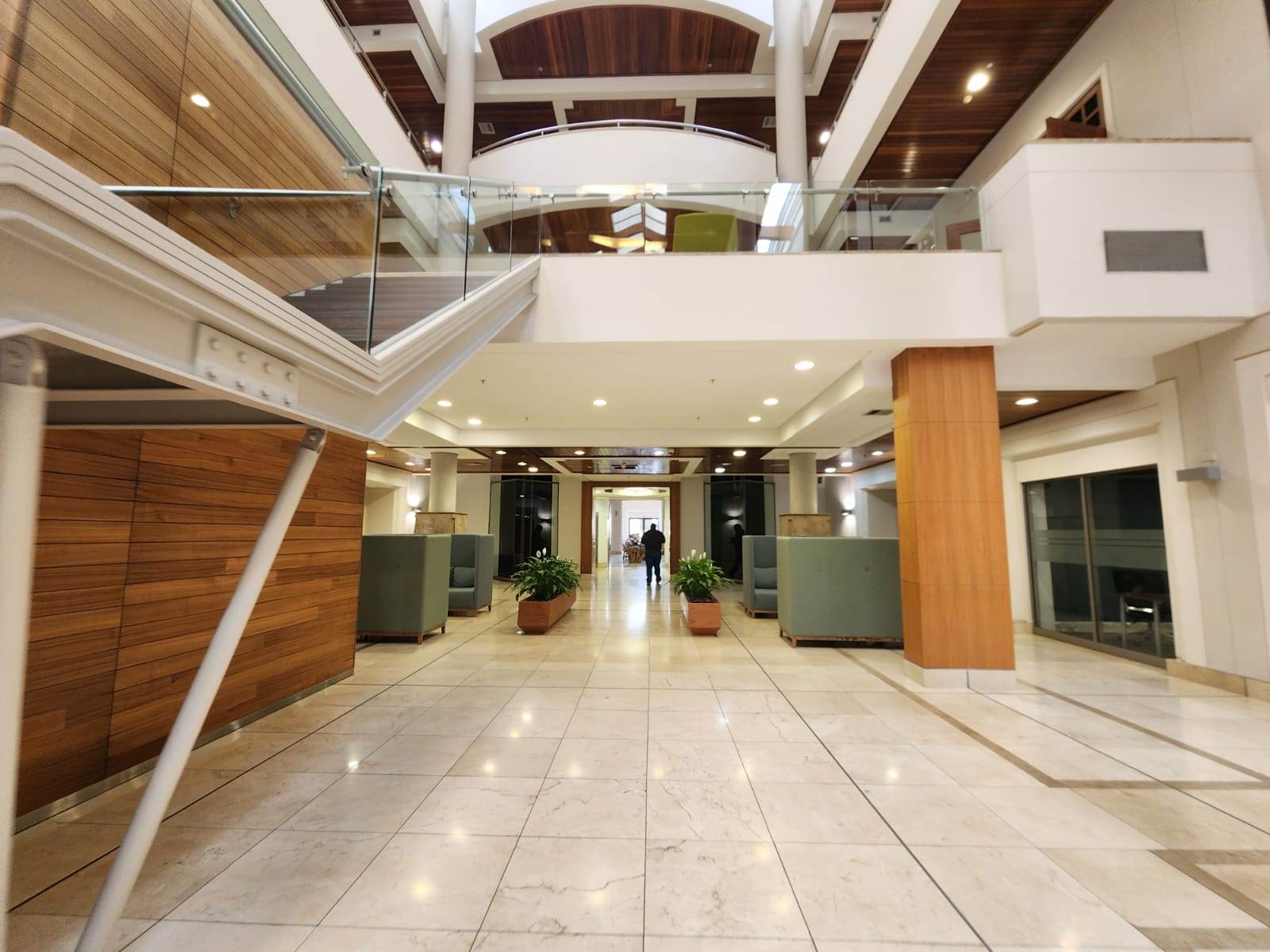 1677  m² Commercial space in Rondebosch photo number 7