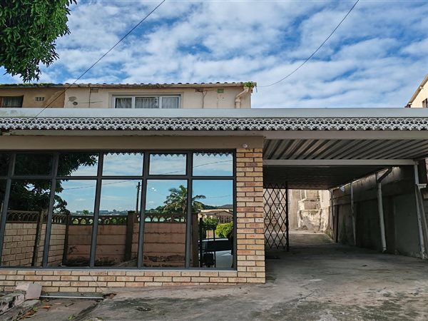 2 Bedroom Townhouse 2 Bedroom Townhouse