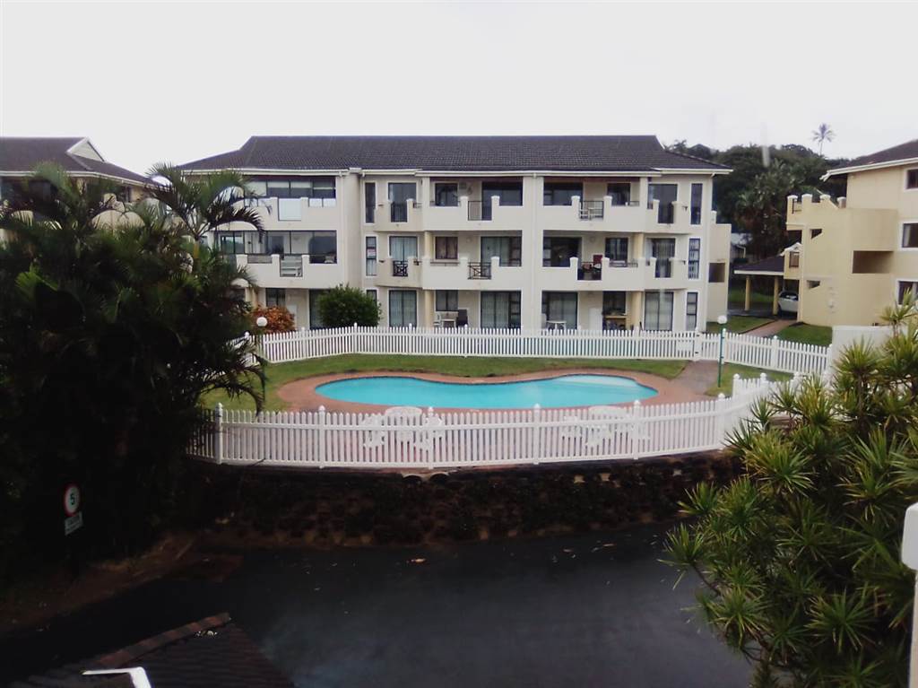 2 Bed Apartment in Shelly Beach photo number 1