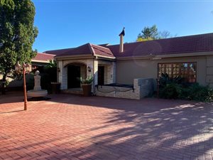 3 Bed House in Flora Gardens
