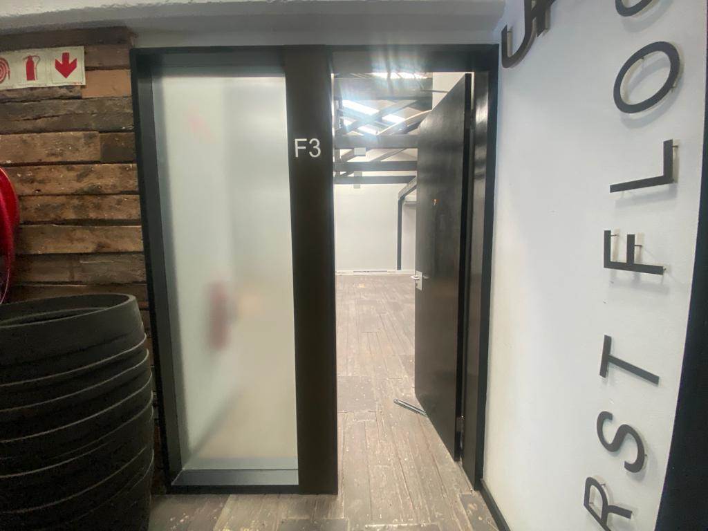 133  m² Commercial space in Bo-Kaap photo number 10