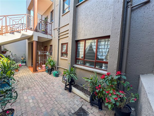 2 Bed Townhouse