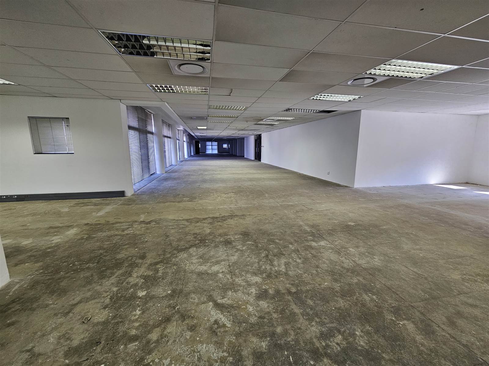 716  m² Commercial space in Centurion CBD photo number 9