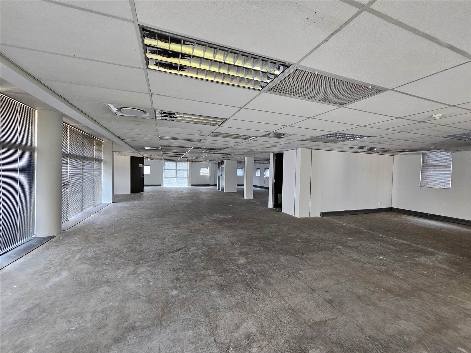 716  m² Commercial space in Centurion CBD photo number 12