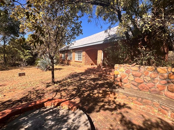 3 Bedroom House 3 Bedroom House
