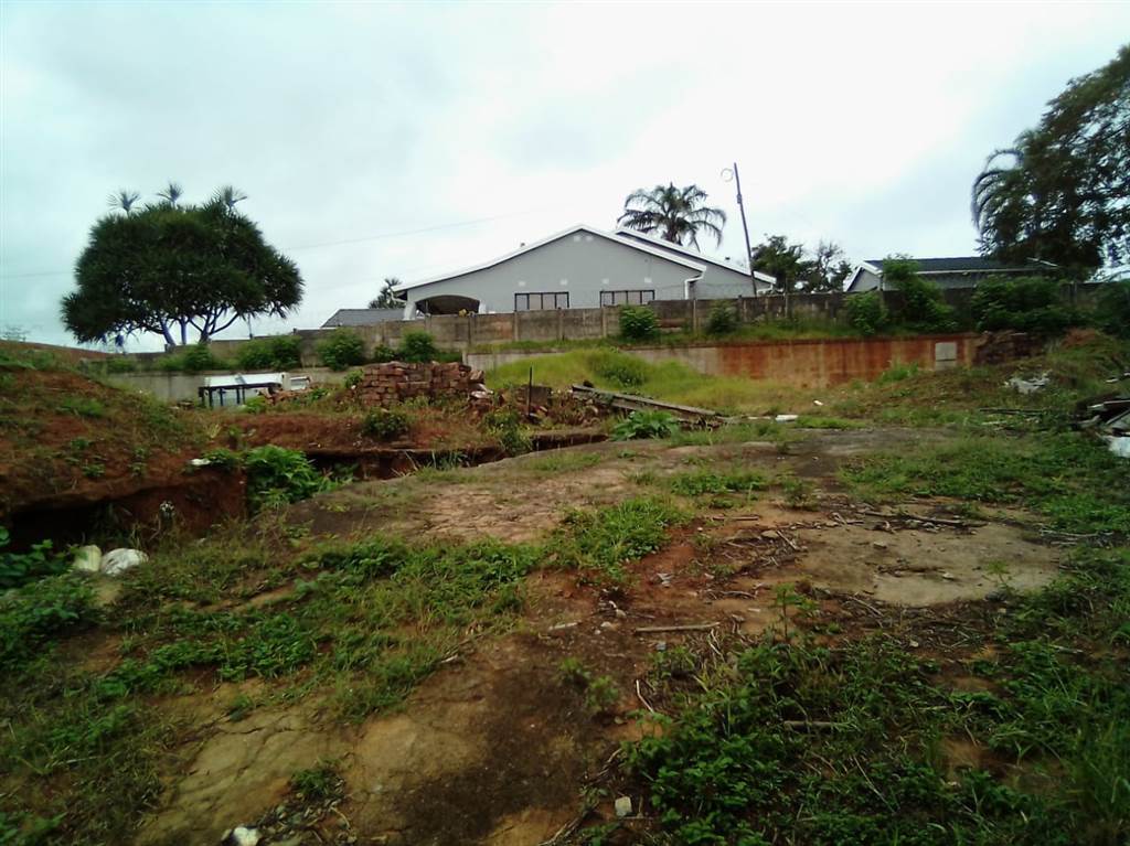 1859 m² Land available in Amanzimtoti photo number 13