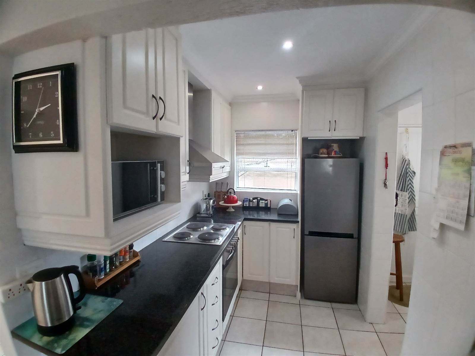 3 Bed Townhouse in Ramsgate photo number 4