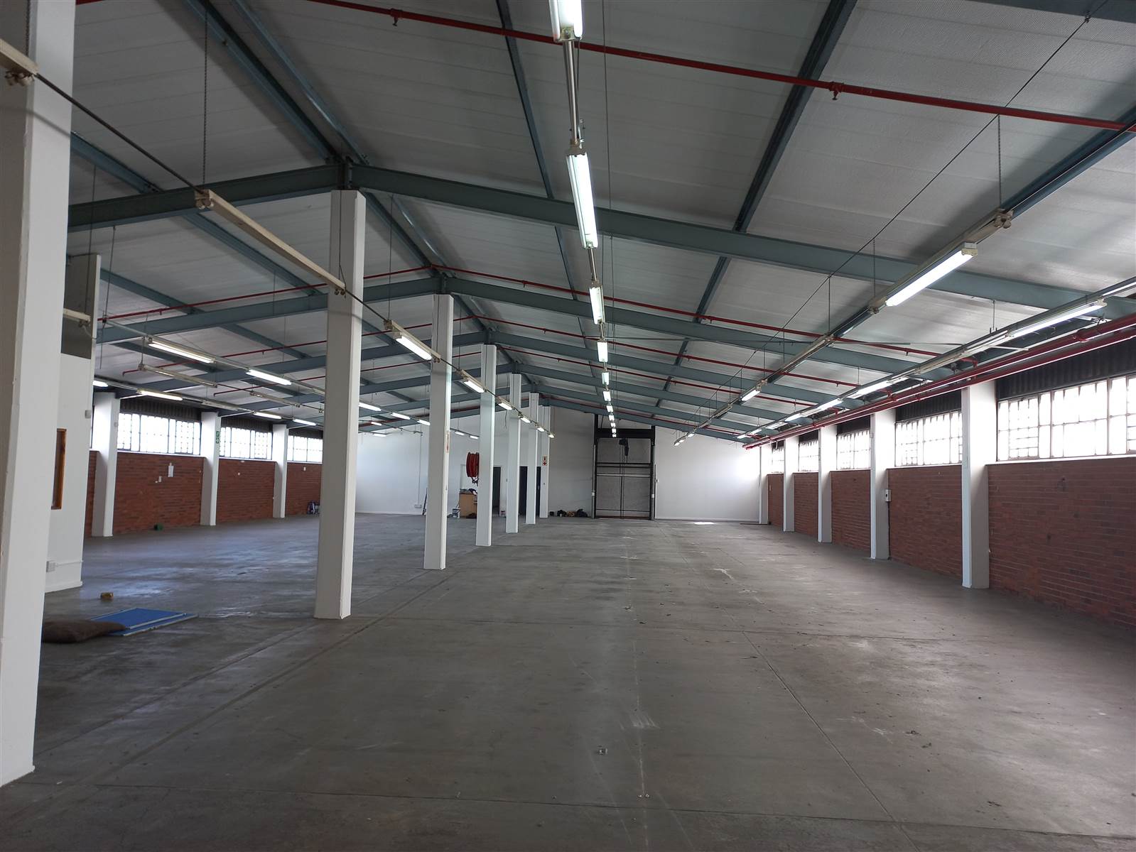 1800  m² Industrial space in Maitland photo number 13