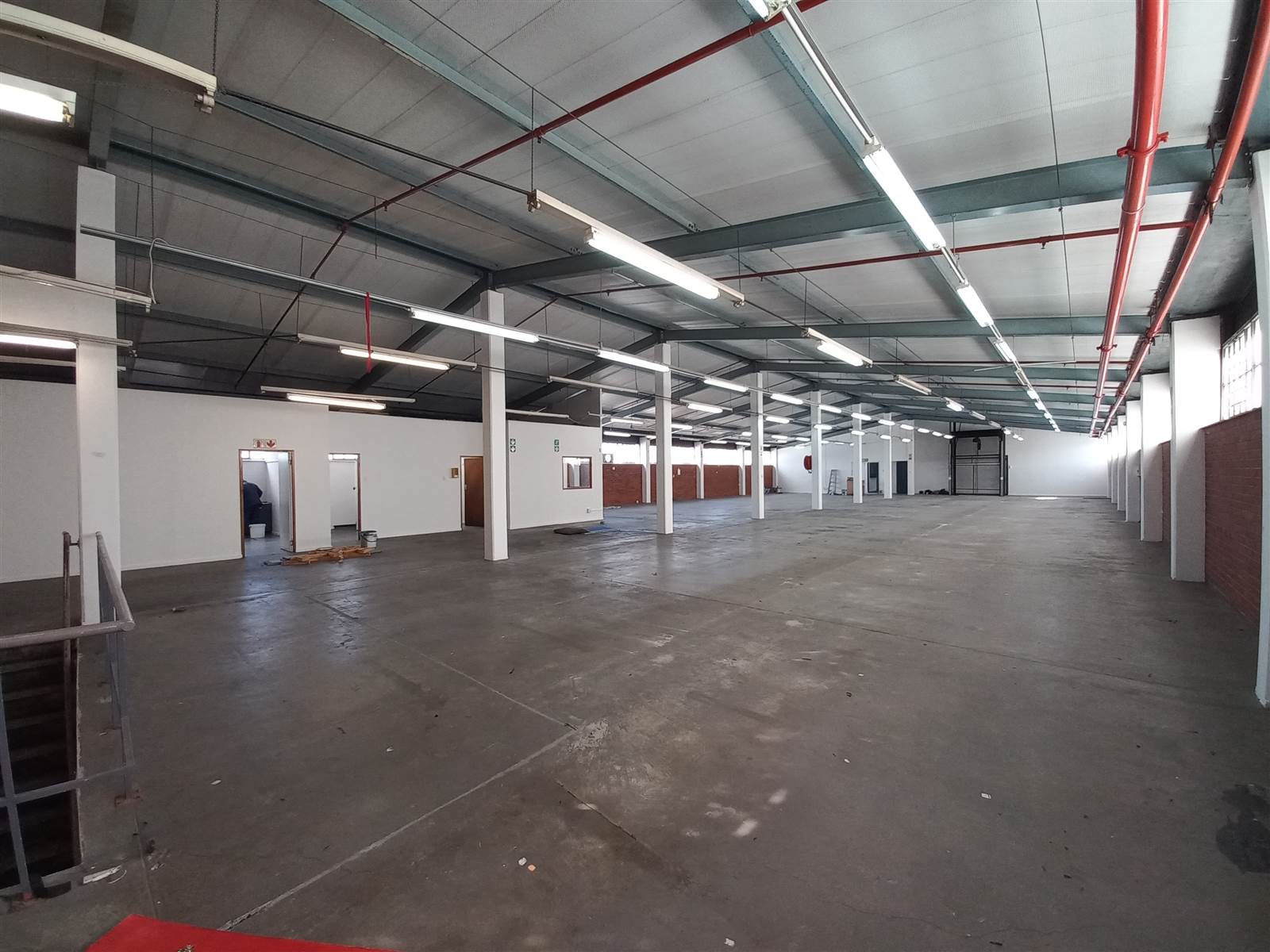 1800  m² Industrial space in Maitland photo number 15