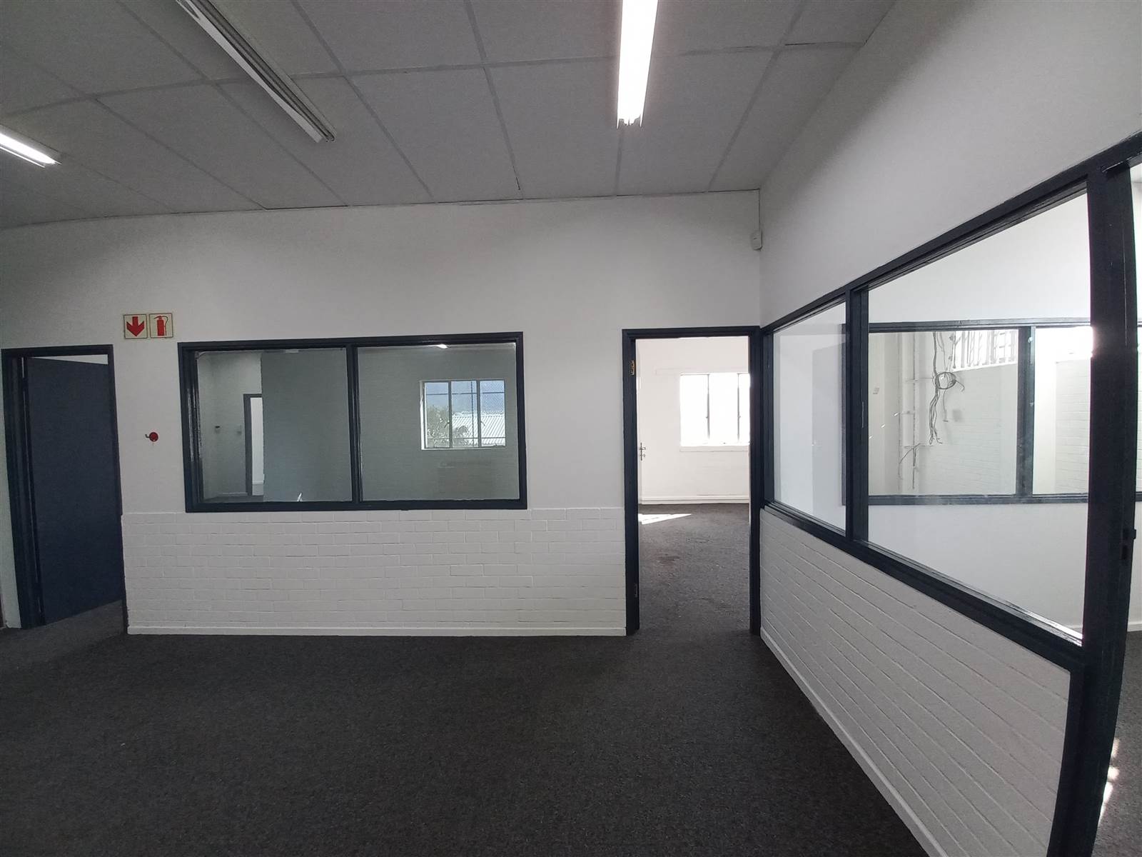 1800  m² Industrial space in Maitland photo number 6