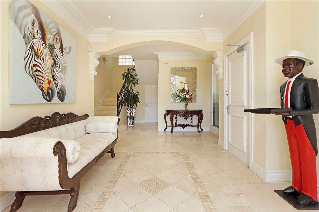 5 Bed House in Bantry Bay photo number 6