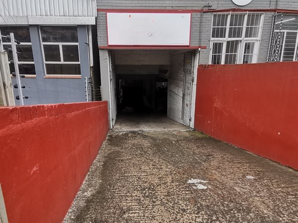 360  m² Industrial space in Park Hill