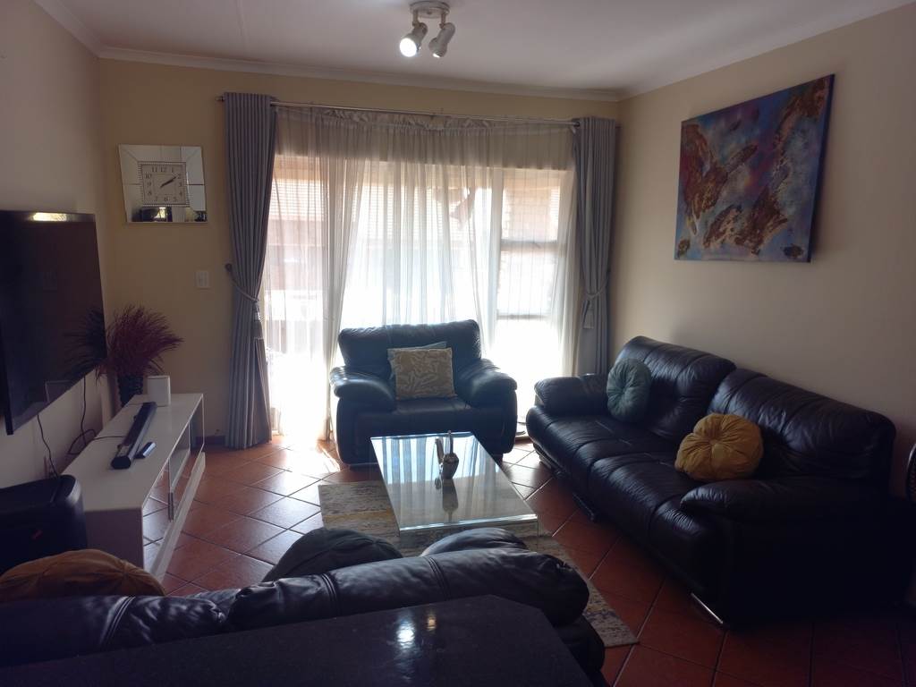 2 Bed Apartment in Terenure photo number 17