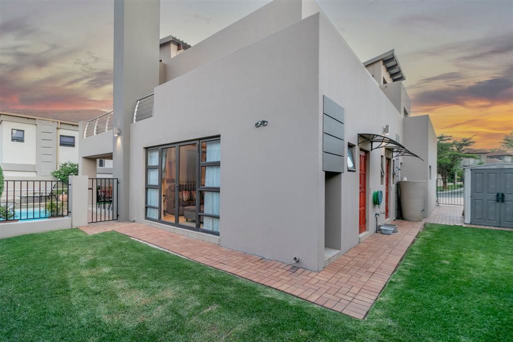 3 Bed House in Greenstone Hill photo number 15