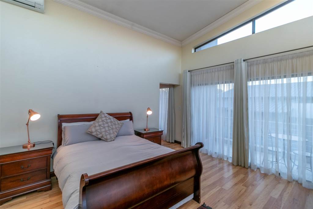 3 Bed House in Greenstone Hill photo number 8