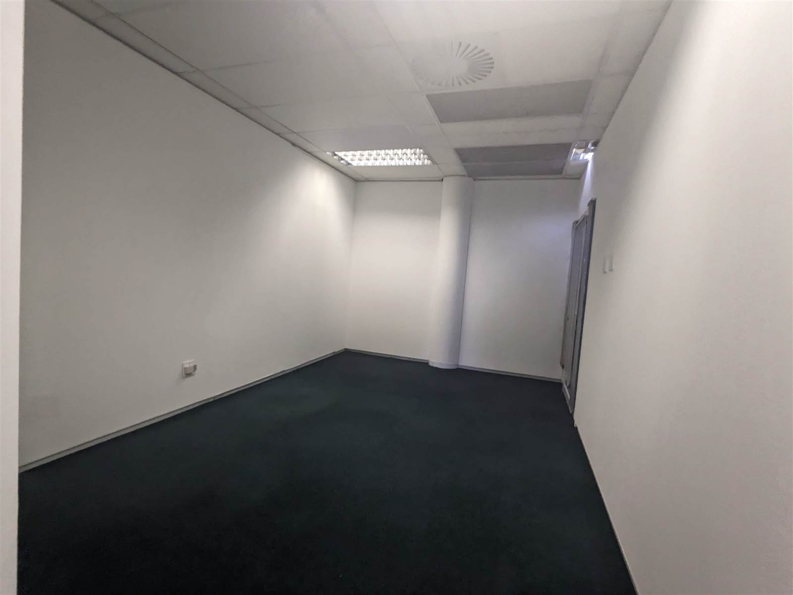 204  m² Commercial space in Milnerton Central photo number 23