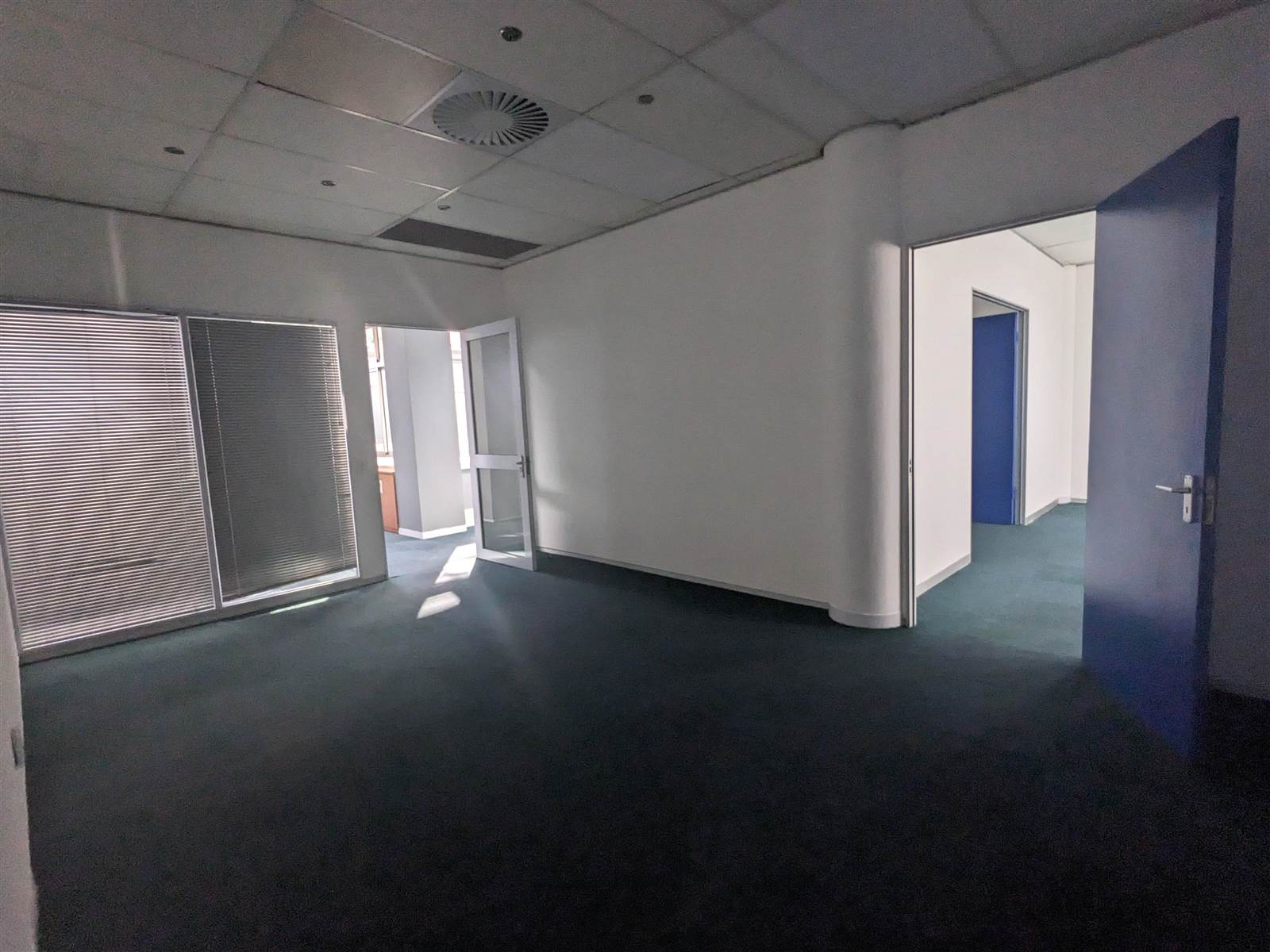 204  m² Commercial space in Milnerton Central photo number 11