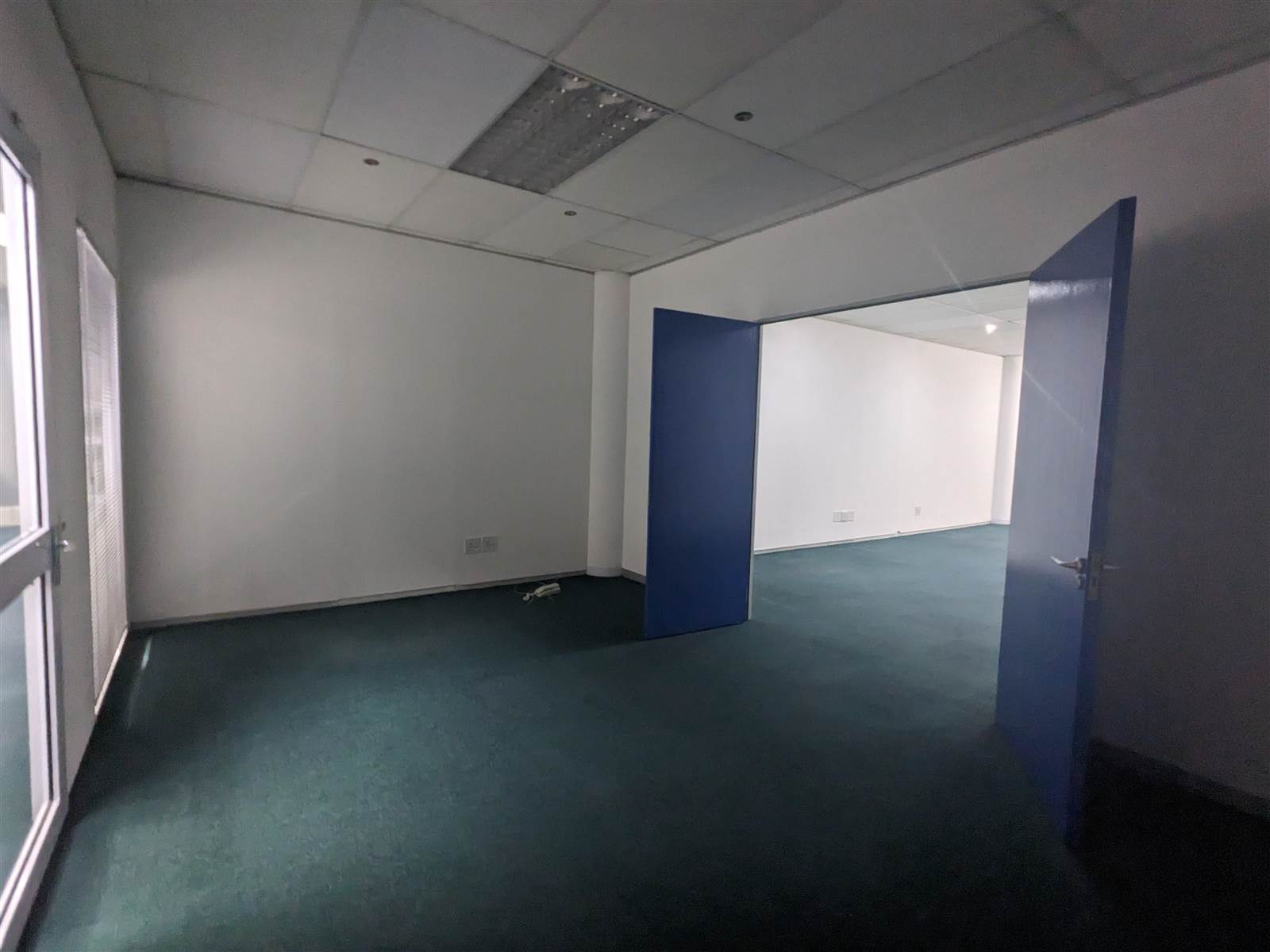 204  m² Commercial space in Milnerton Central photo number 10
