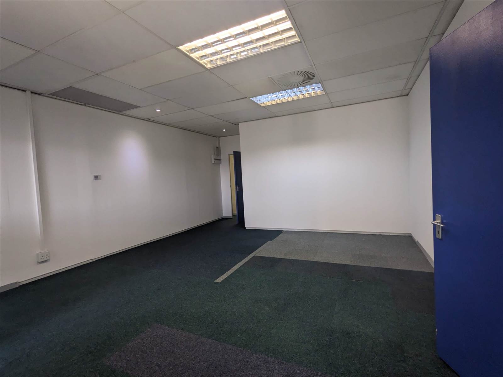 204  m² Commercial space in Milnerton Central photo number 19