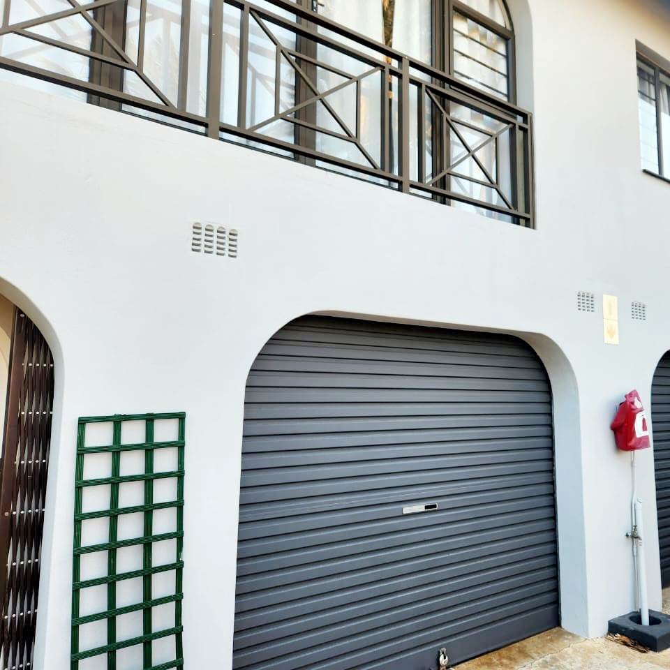 2 Bed Townhouse in Scottburgh Central photo number 18