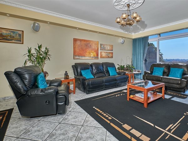 3 Bed Apartment