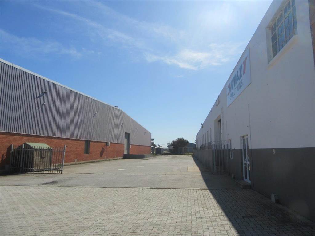 13100  m² Industrial space in Algoa Park photo number 19
