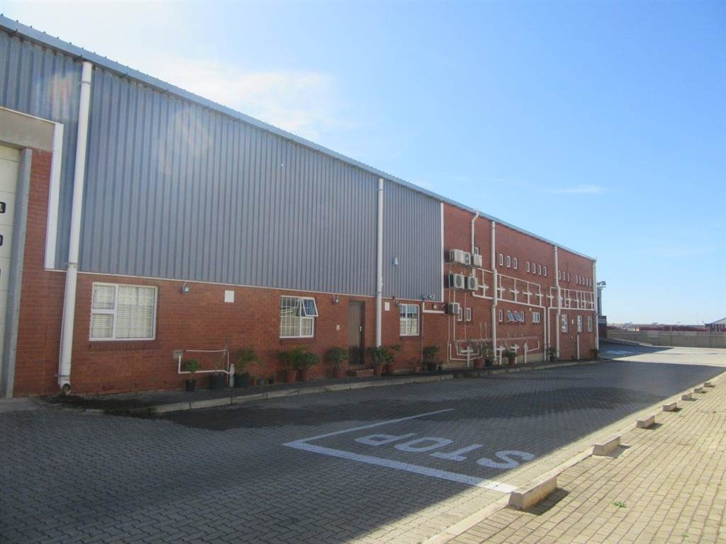 13100  m² Industrial space in Algoa Park photo number 4