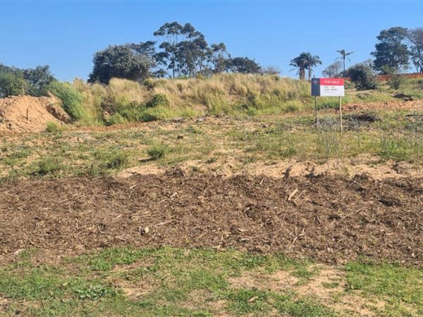 1665 m² Land available in Seaton Estate