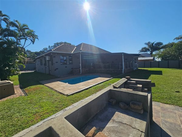 3 Bedroom House 3 Bedroom House