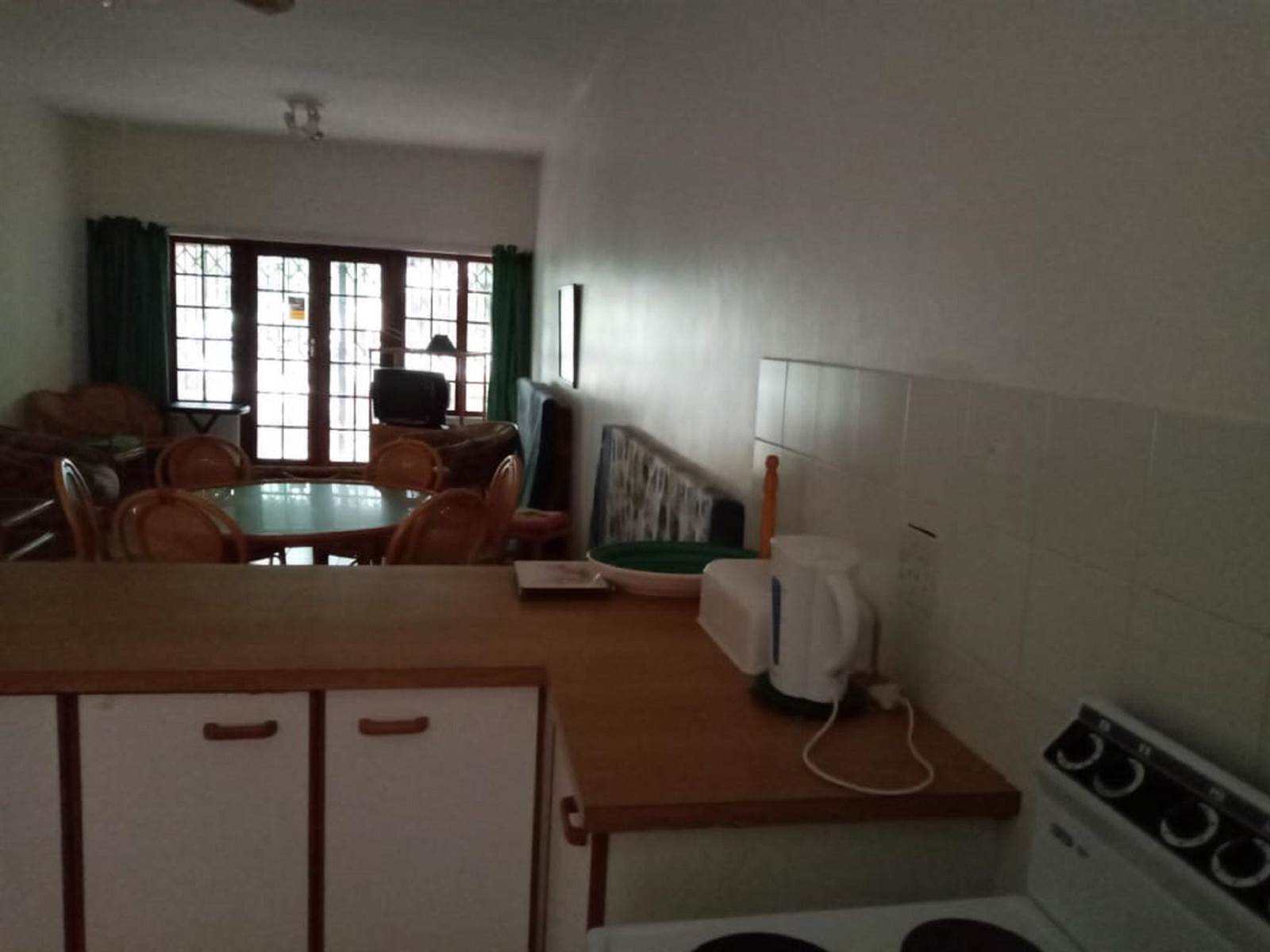 2 Bed House in Scottburgh Central photo number 13
